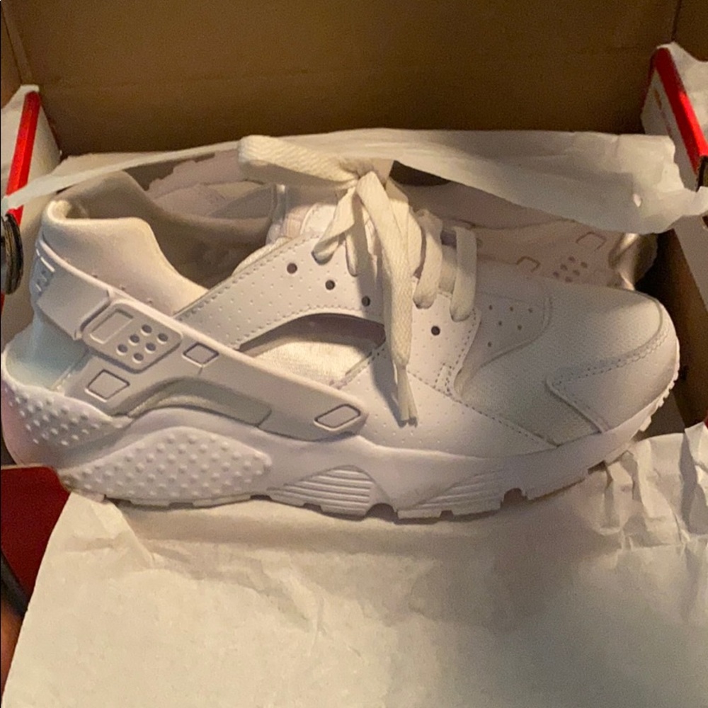 COPY - Nike Huarache Run (GS) 5.5 Y